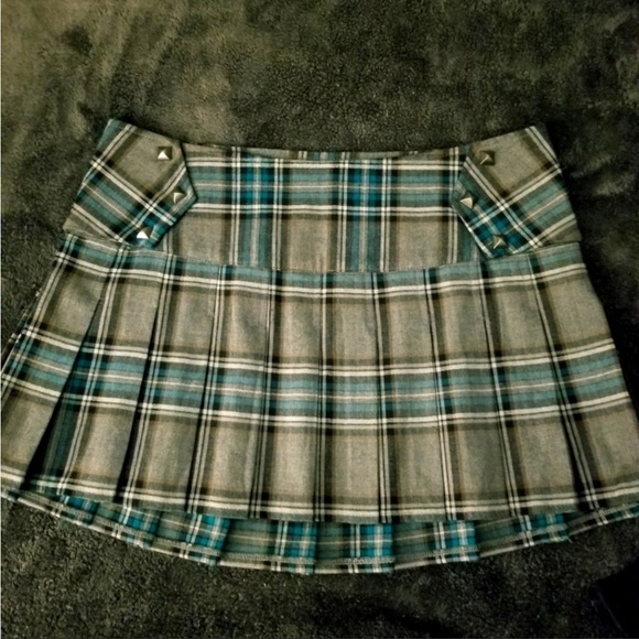 Lip Service Major ISO - Picture 13 of 13